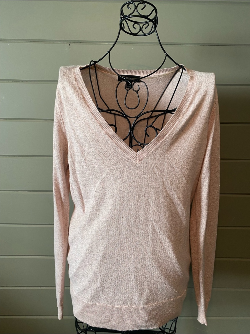Mossimo pale pink sparkle V neck sweater